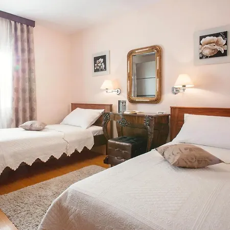 Apartment Golden View Luxury *