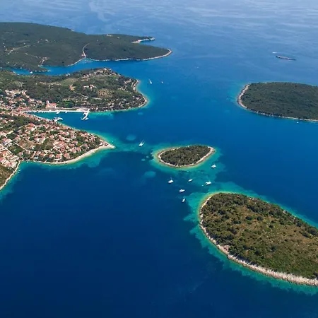 Golden View Luxury * Maslinica