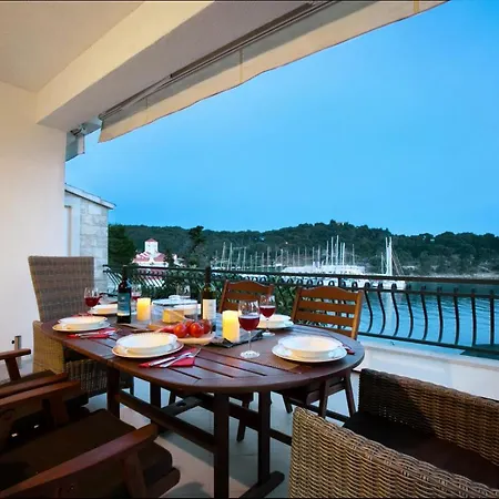 Apartment Golden View Luxury