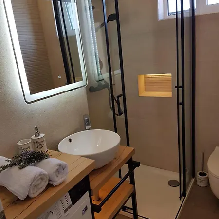 Golden View Luxury Apartment