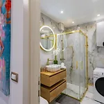 Golden View Luxury *
